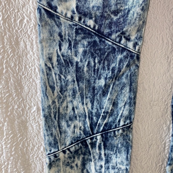 Trillnation Moto Zipper Skinny Fit Jeans - Picture 4 of 13